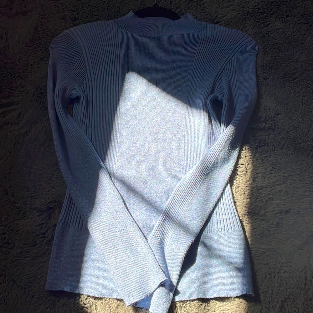 -Turtle Neck- - image 1